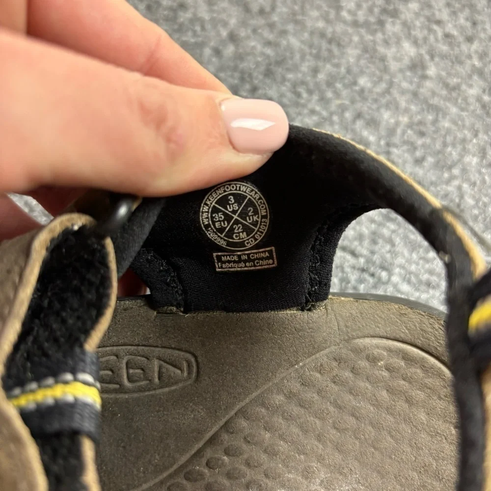 Keen boys brown